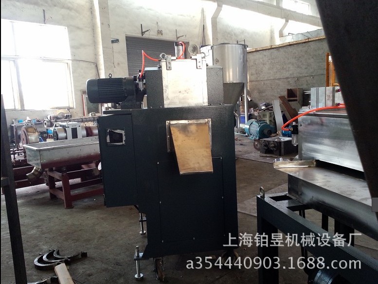 厂家直销切粒机--各种塑料切粒机--拉条切粒机