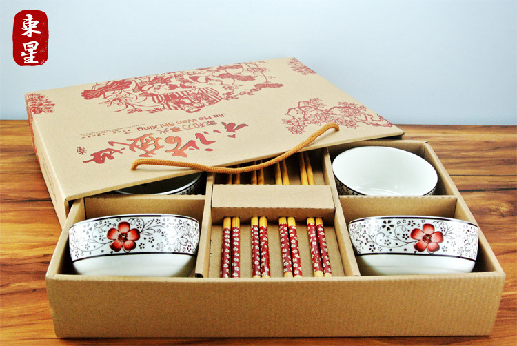 陶瓷碗筷套装礼盒包装厂价直供手绘樱花碗筷婚庆赠品韩式米