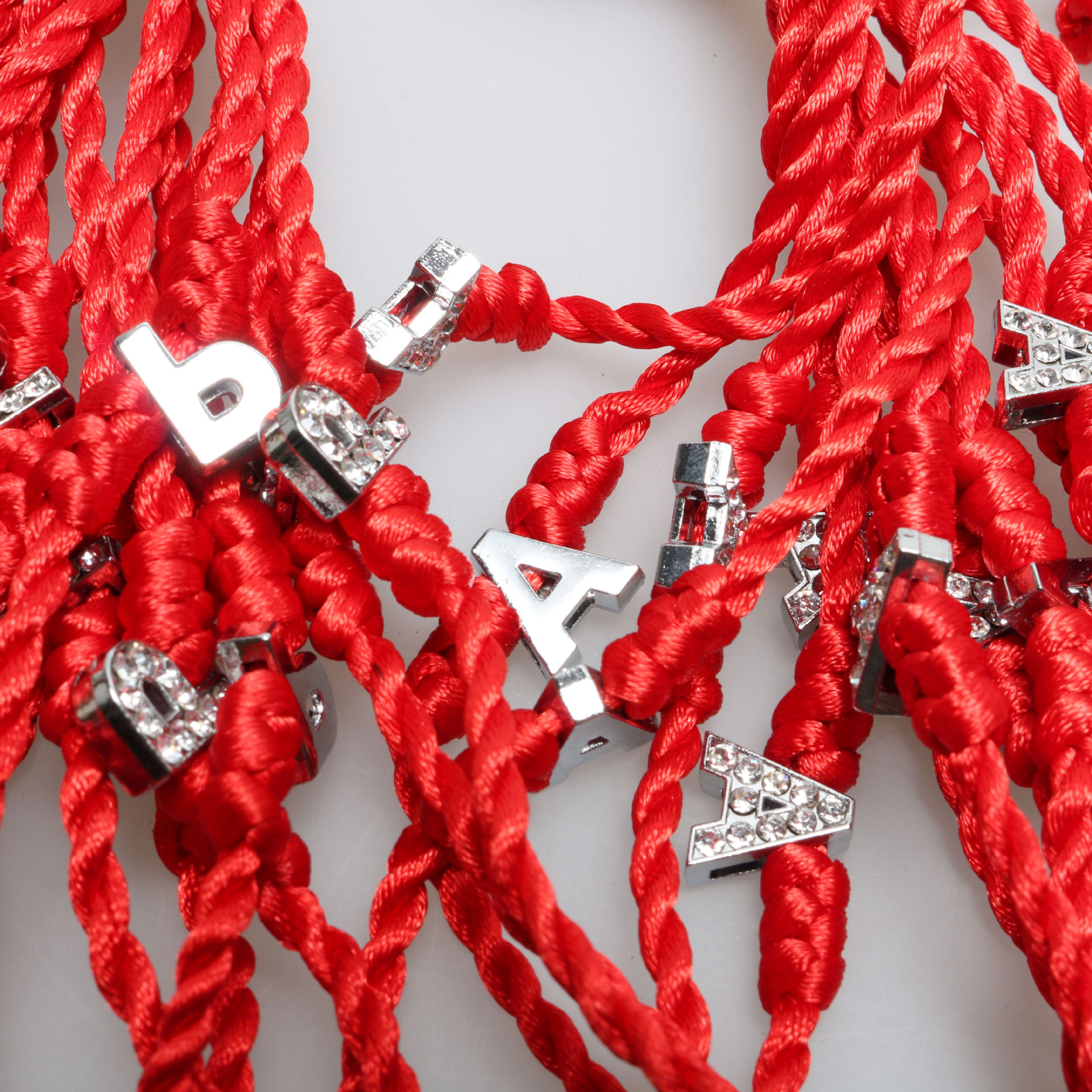 情侣英文字母镶钻红绳手链精美创意小礼品批