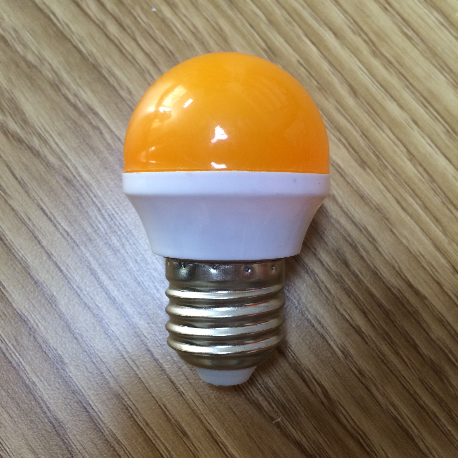 厂家直销 led塑料球泡3w 270°发光 led彩色灯泡 七彩塑料小球泡