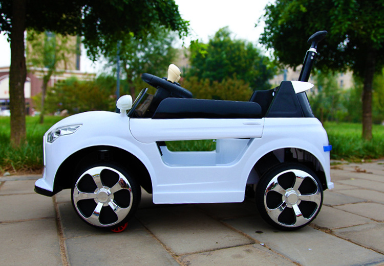 儿童电动汽车双开门宝宝四轮灯光遥控电瓶车带早教儿歌双电双驱动