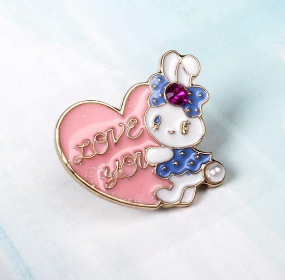 拉威尔饰品批发日系软萌系列 love you可爱爱心兔子胸针胸花 - 珠宝