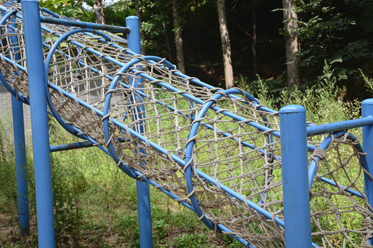 义信利厂家儿童攀爬网安全网户外拓展训练网异