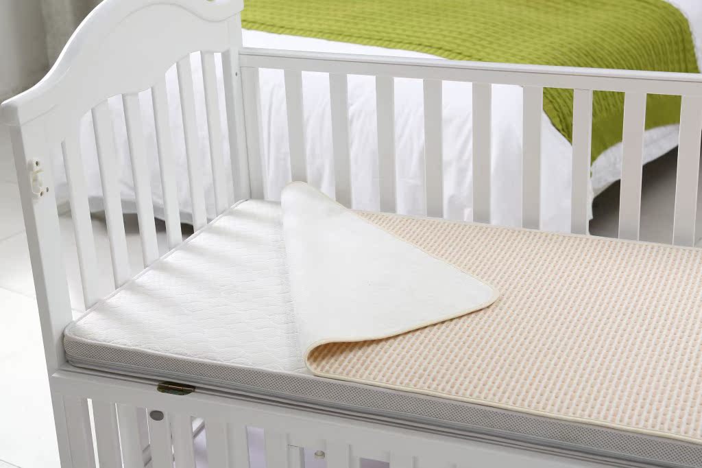 2016新款宝宝隔尿垫 天然彩棉尿垫新生婴儿加厚防水竹纤维隔尿垫