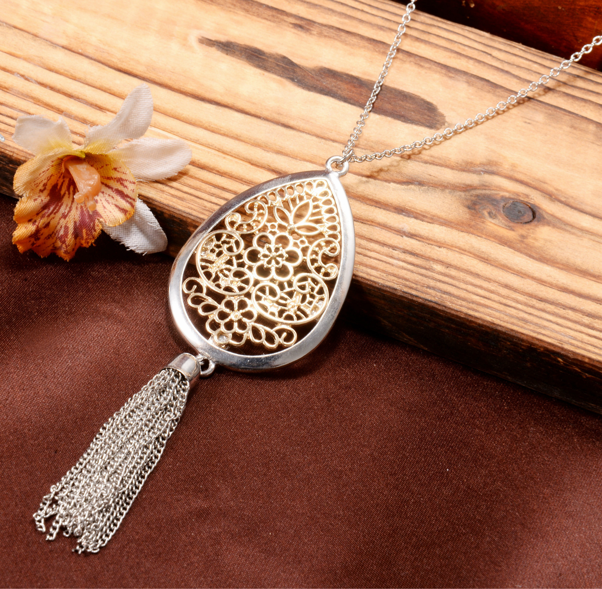 欧美出口品质环保流苏金属链穗两色镂空长款项链流苏毛衣链