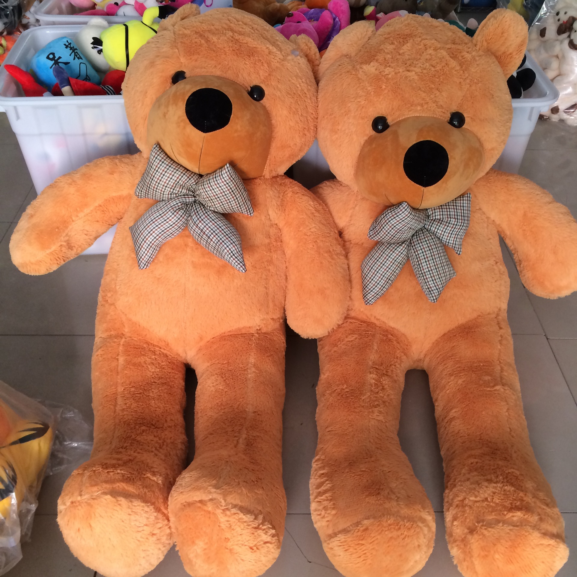 厂家直销泰迪毛绒玩具大熊公仔布娃娃1&middot;8米抱抱生日礼物