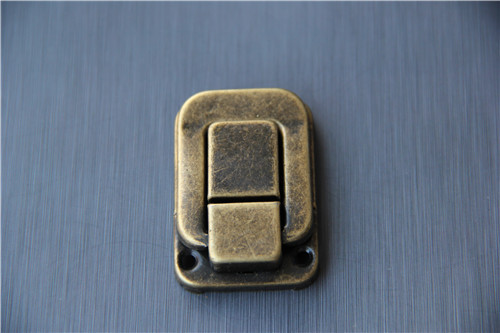 供应仿古箱扣太平扣牛角锁 木盒搭扣箱包 四方锁扣