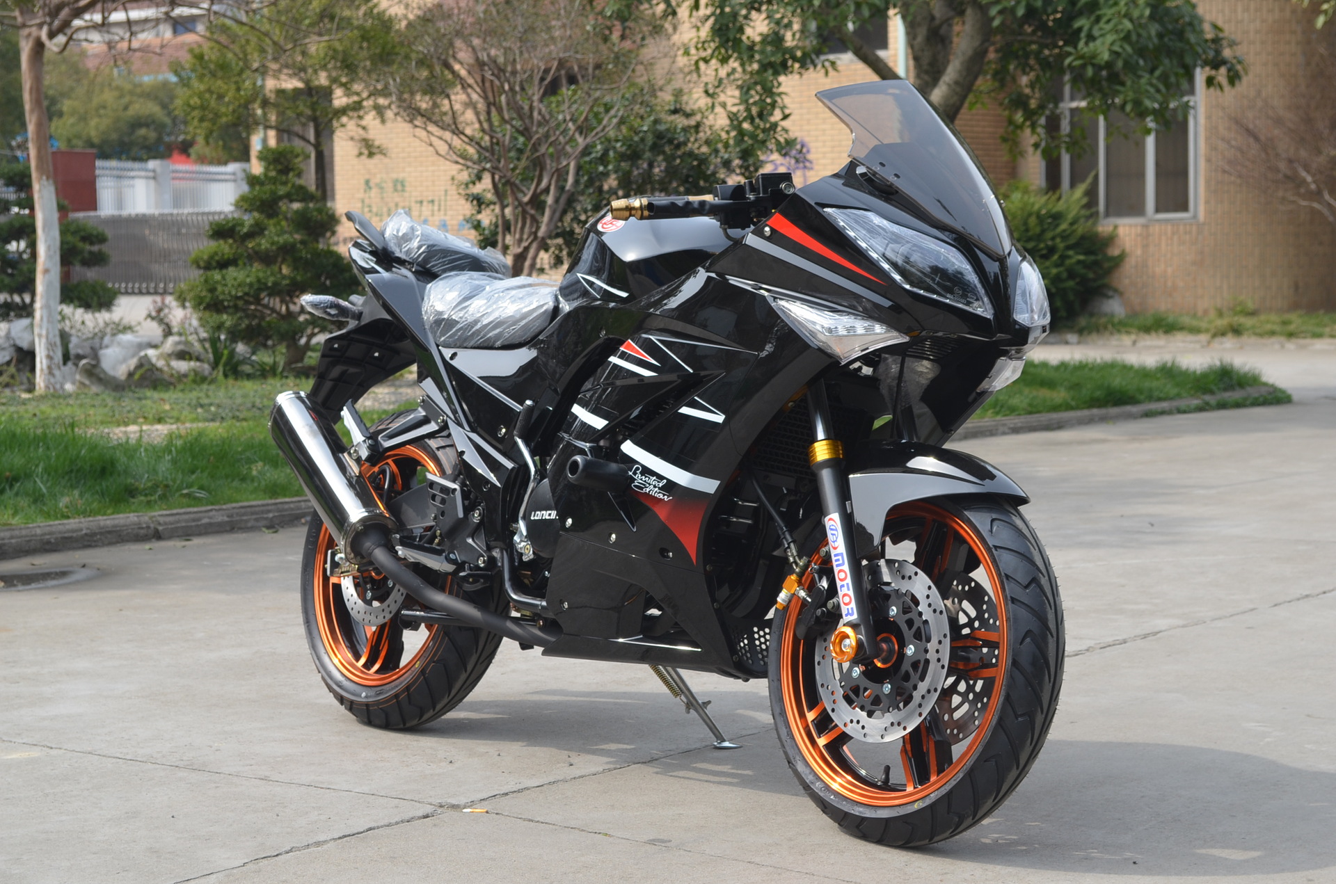 国产gt大跑车摩托车趴赛公路赛r8大排量批发重机车正品150-350