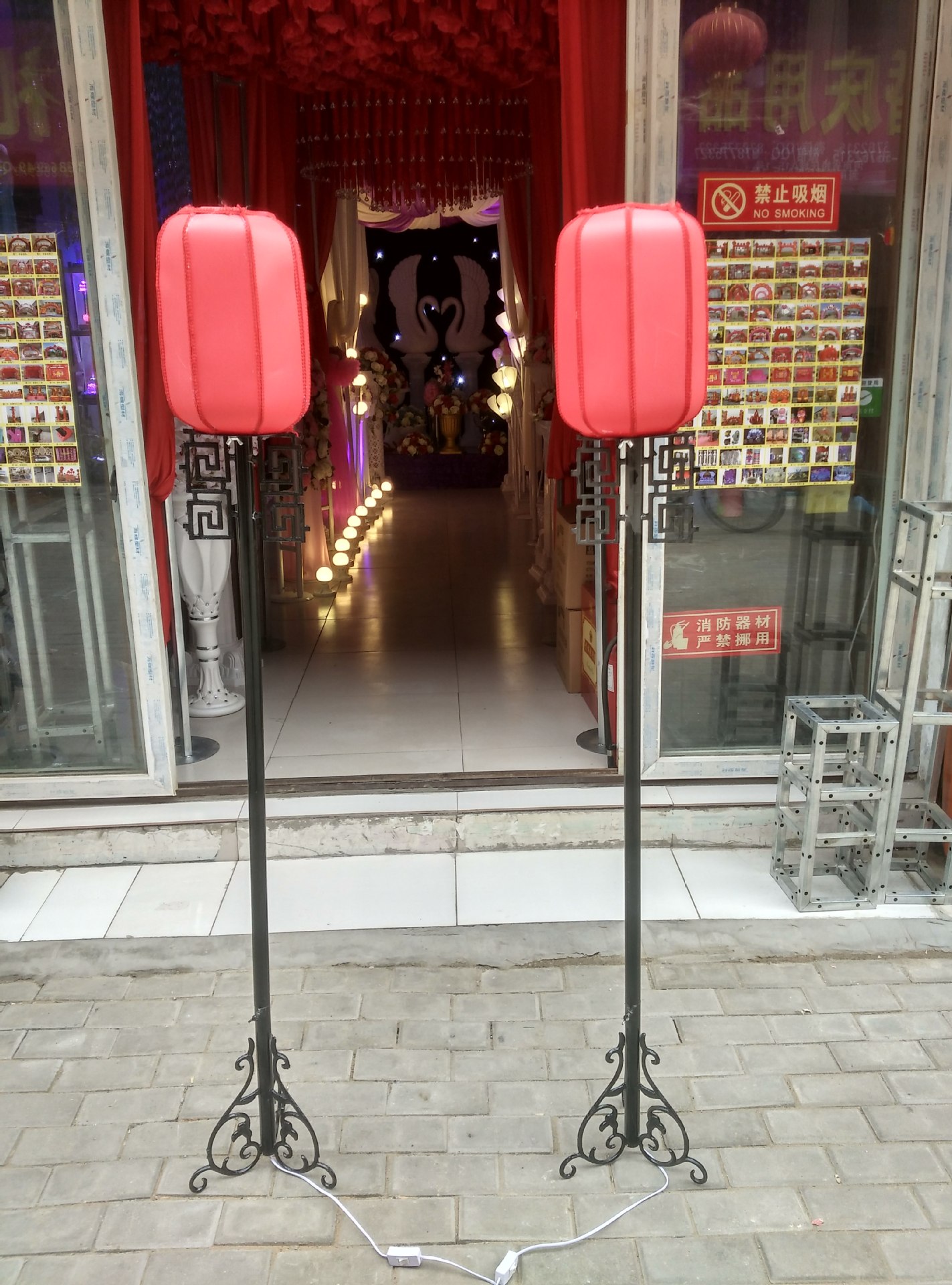 新款铁艺中式灯笼架路引婚礼场地布置婚庆道具婚庆用品厂家直销