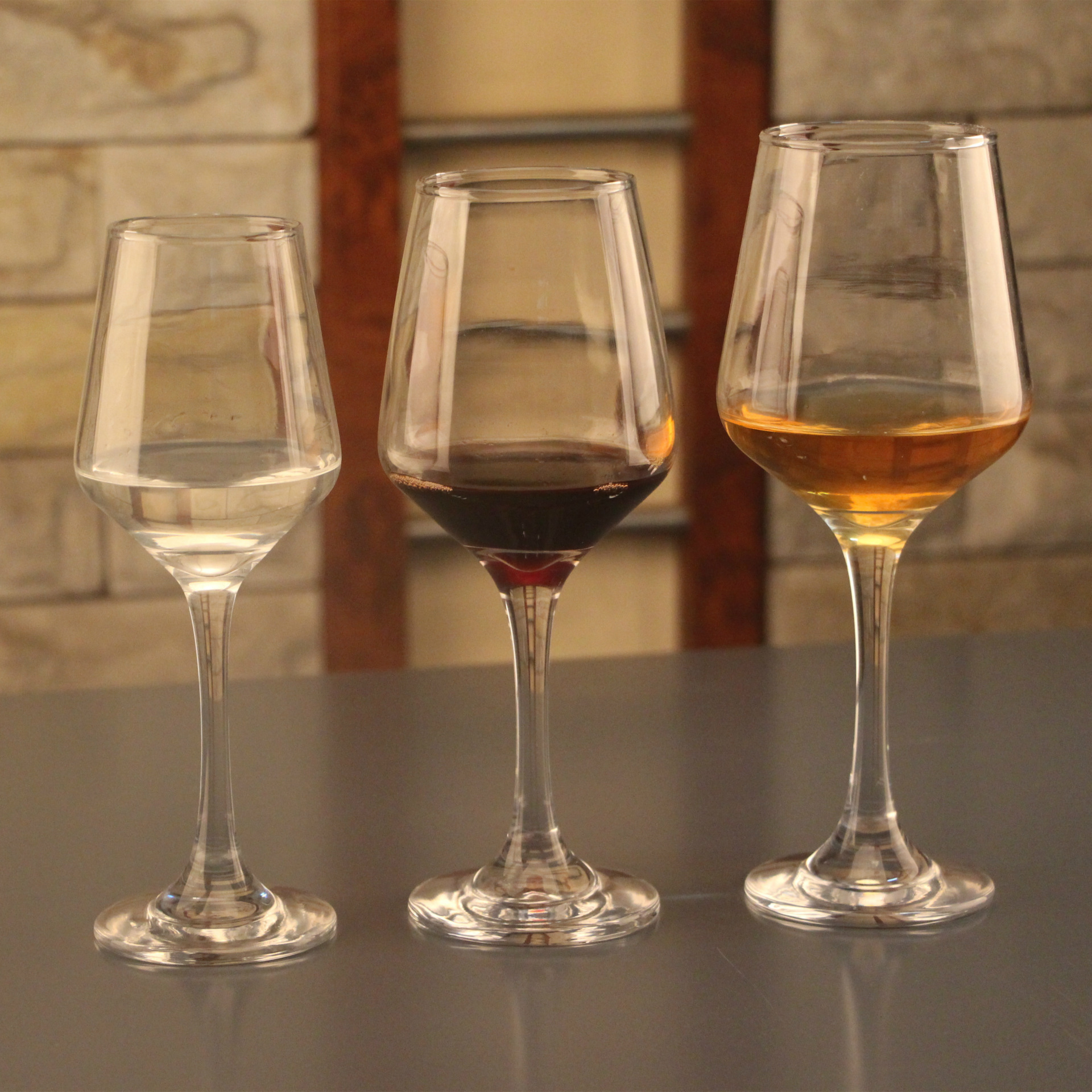 玻璃红酒杯  加厚高脚杯  波尔多酒杯  葡萄酒杯 特价批发