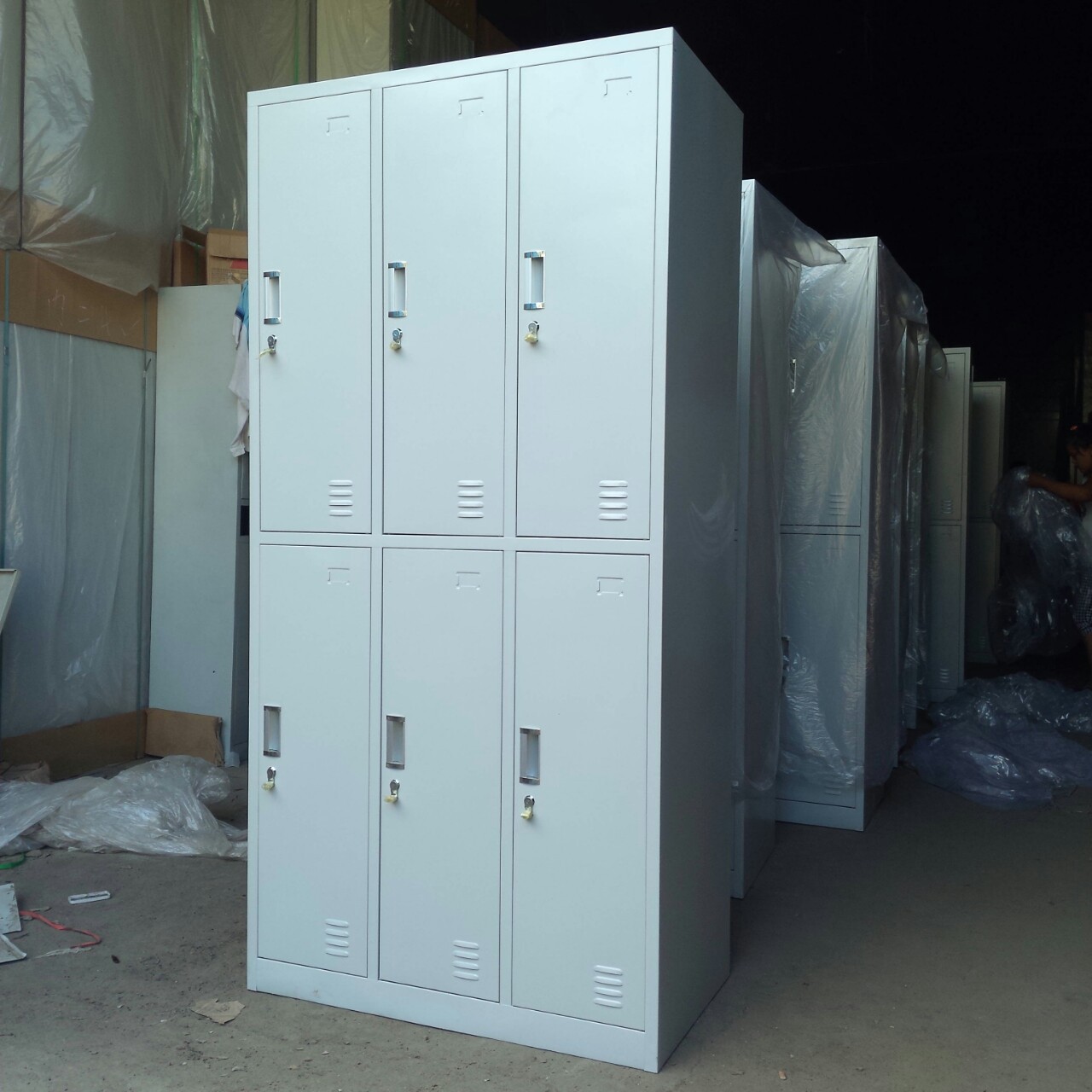 恒威 定制门挂锁六门更衣柜 铁柜员工柜