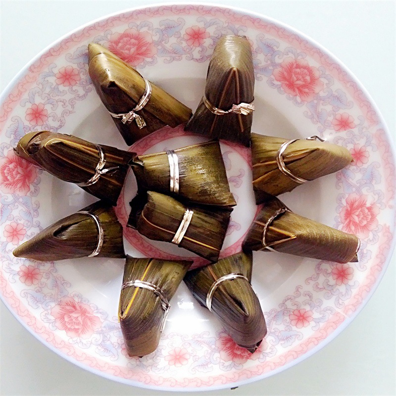 厂家直销 纯手工制作 无防腐剂 迷你蜜枣粽 一口粽 320克