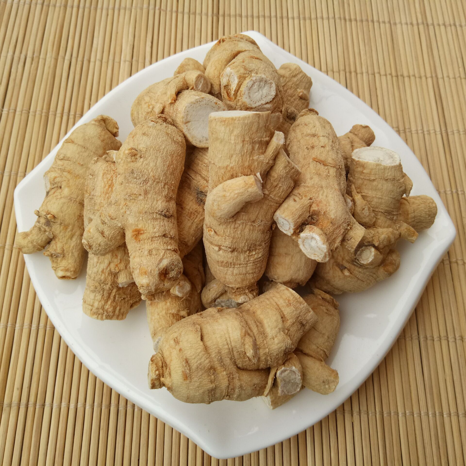 常富批发名贵中药材人参短支花旗参西洋参无须货干提供大货