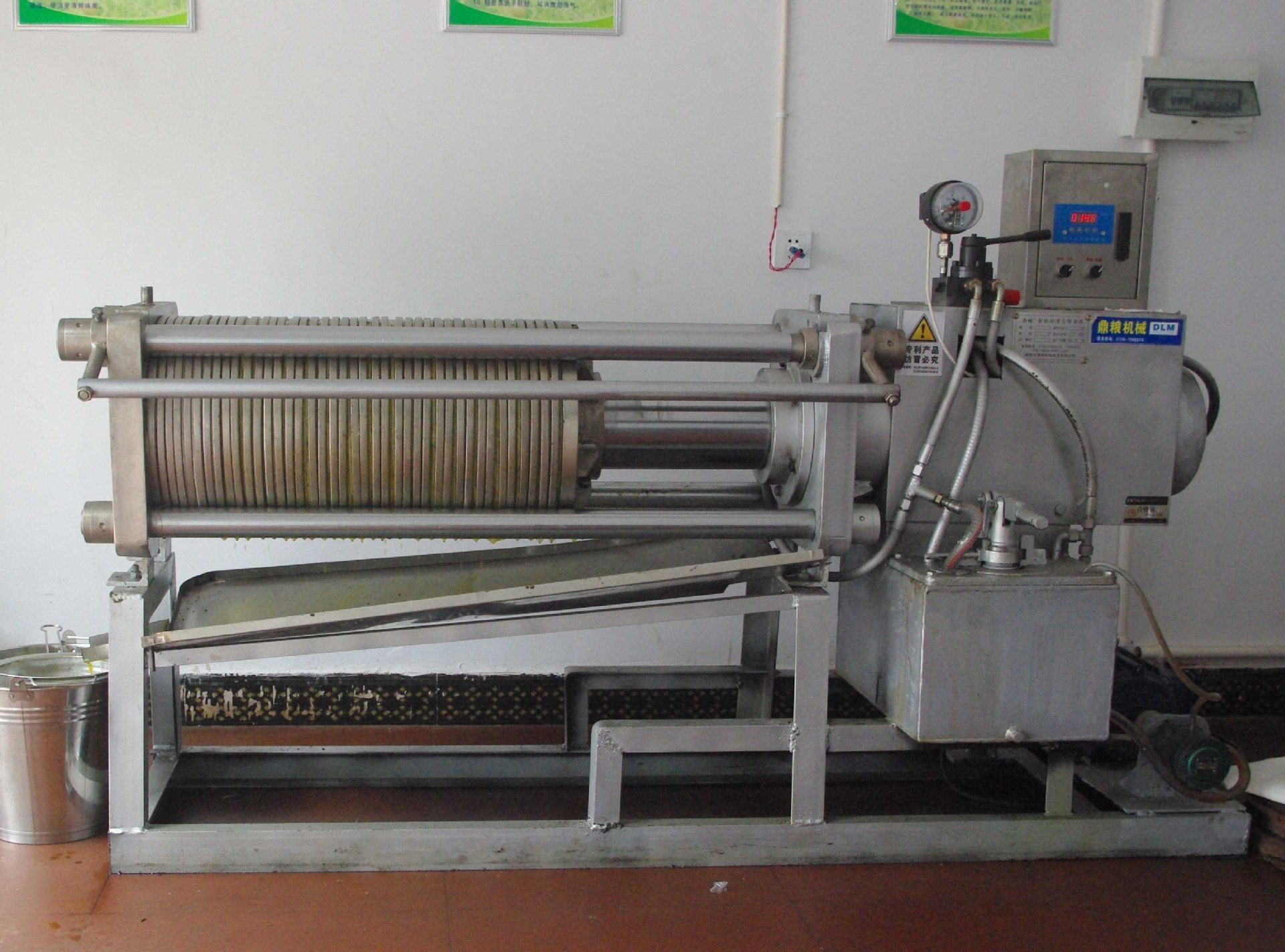 茶油榨油机榨油机卧式液压榨油机木榨榨油机花生菜油