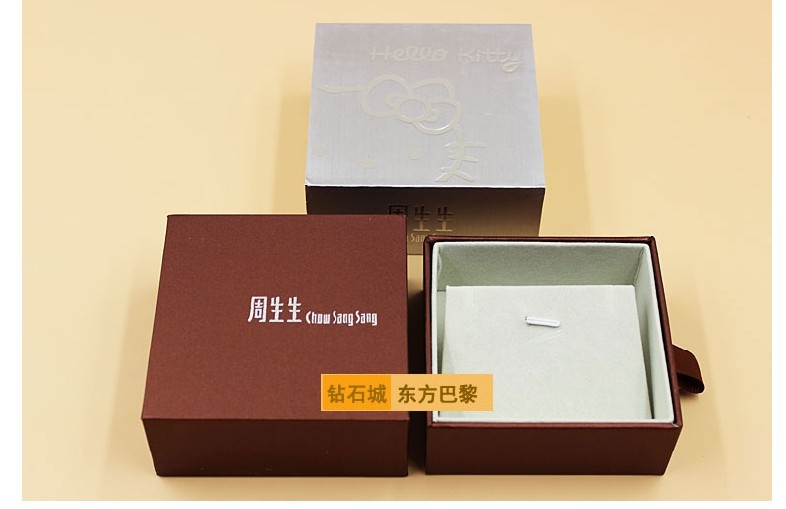周生生戒指盒手镯盒项链盒手提袋包装盒高档
