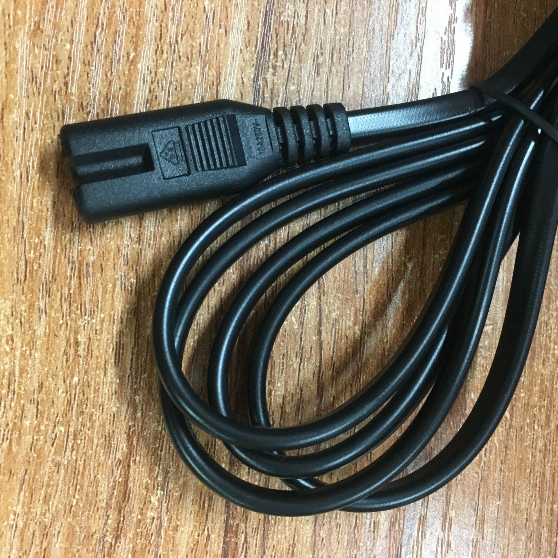 厂家直销 1.5米澳大利亚电源线 澳规 澳洲2插电源插头线 8字尾