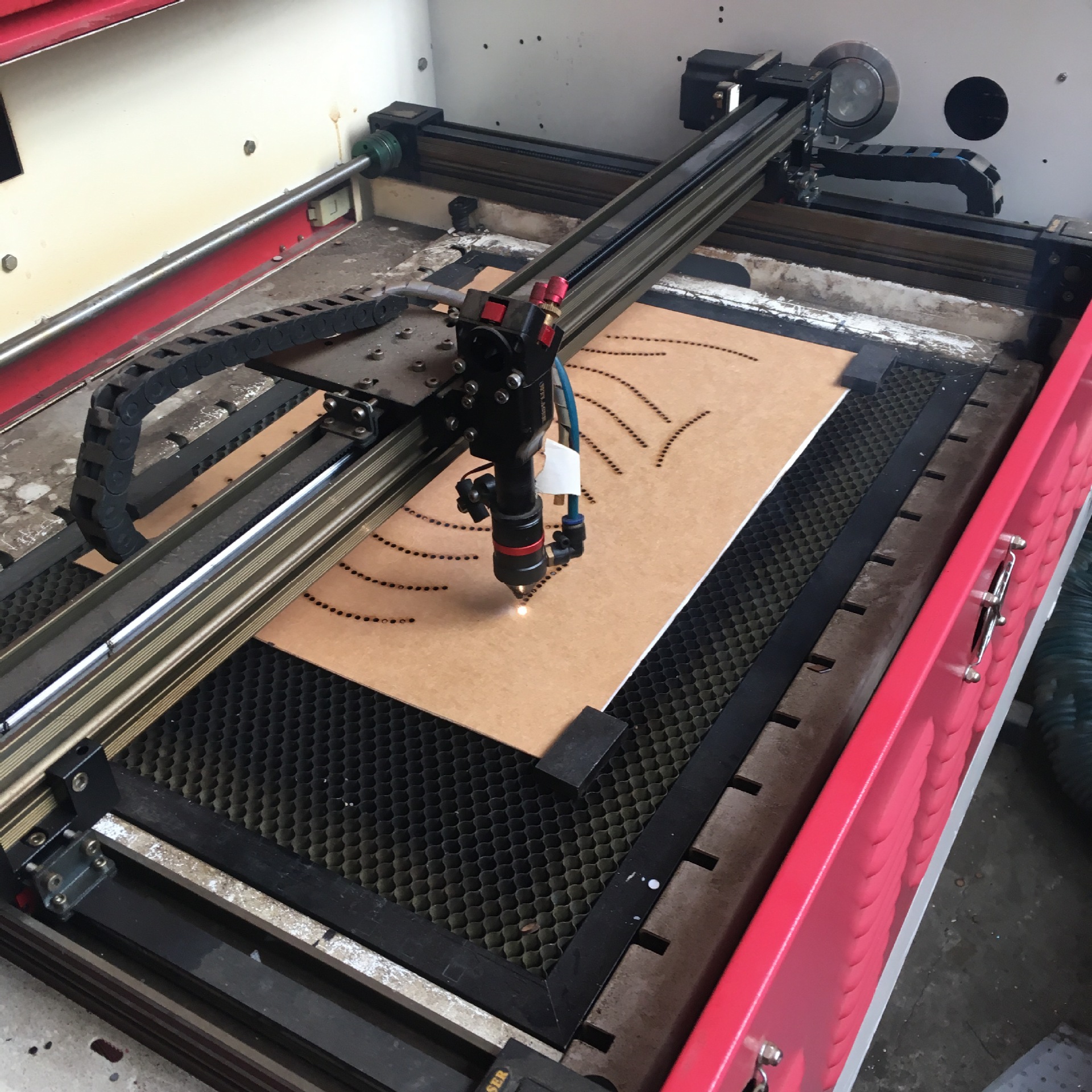 2016厂家直销烫钻烫图原创经典卡通佛服饰