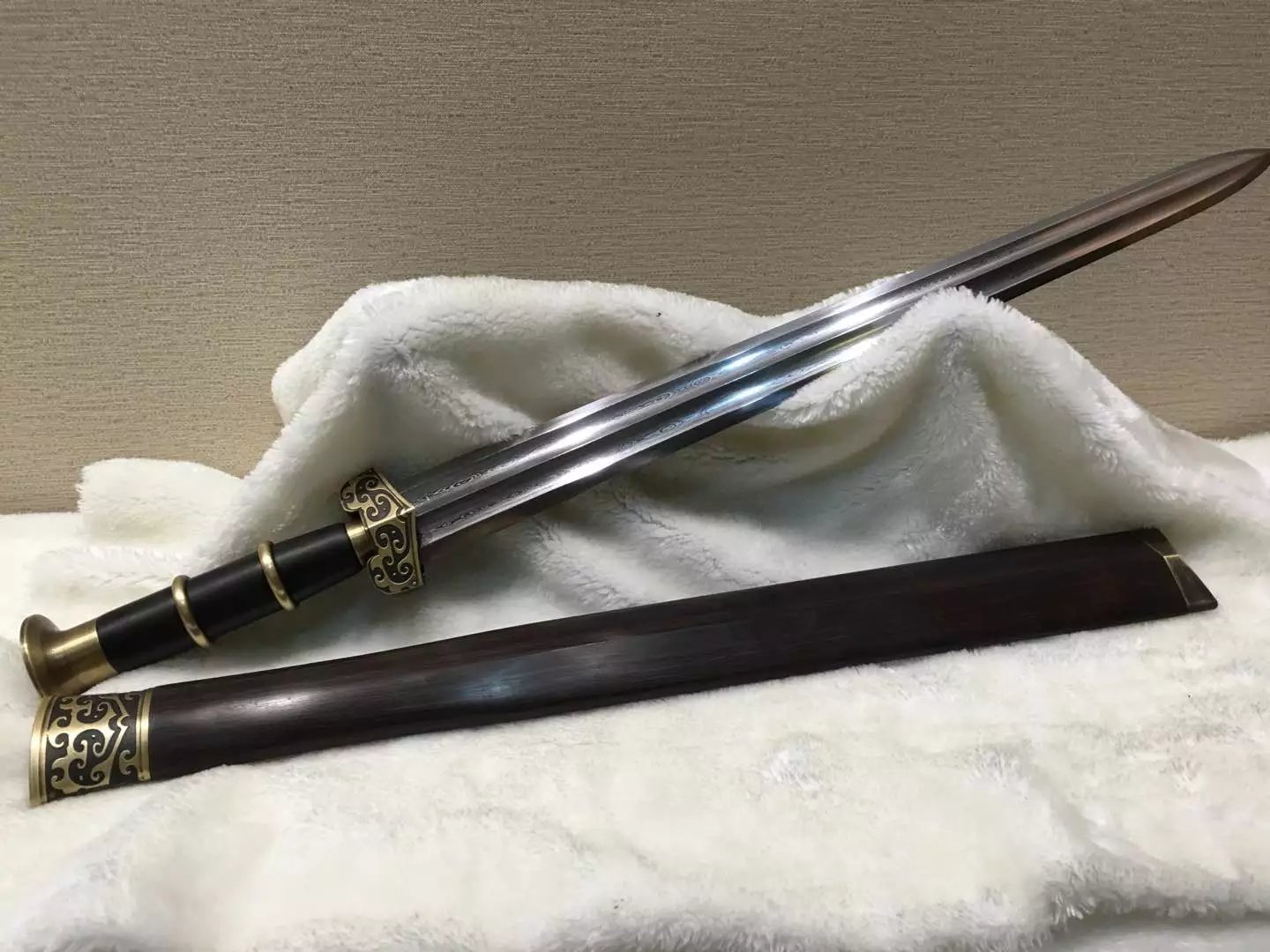 忠义堂花纹钢 高档全铜装黑檀鞘 精品刀剑 八面双槽龙渊剑 未开刃