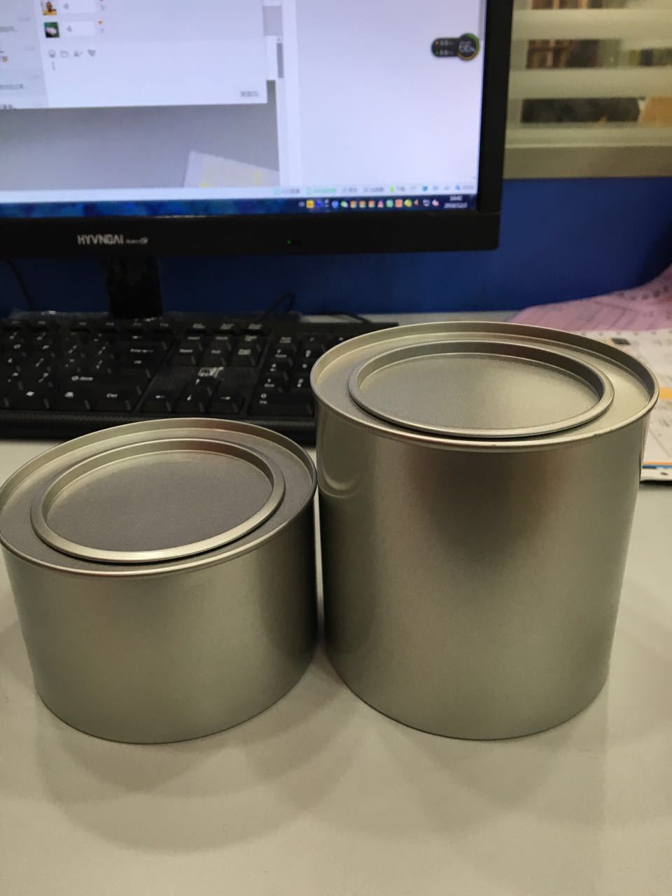 磨砂铁 圆形罐茶叶罐 加工定制:是 金属材质:马口铁 用途:茶叶盒 工艺