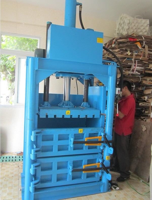 牧草树枝打包机 液压打包机 多功能打包机