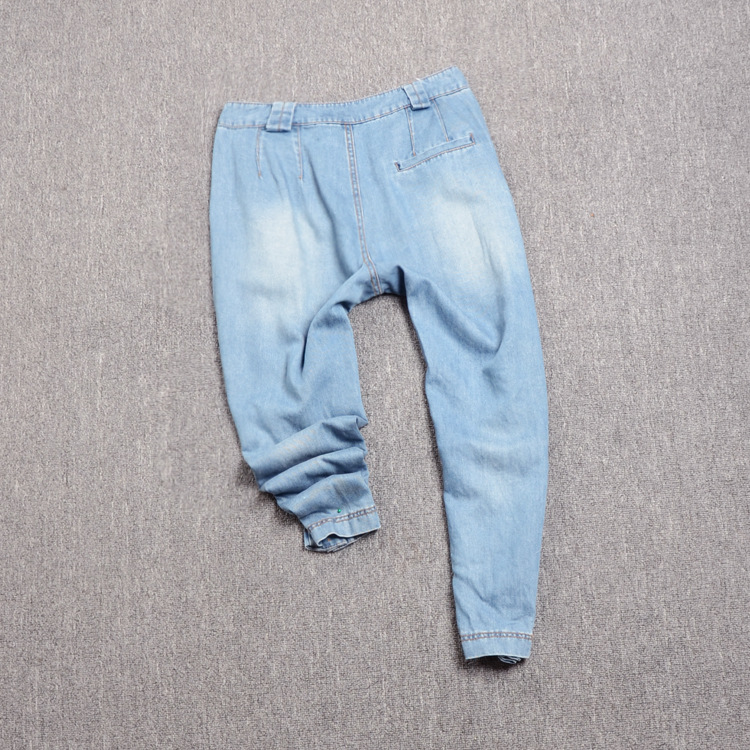 2016年春季欧韩站尾货批发 顺德均安欧美中腰浅色薄款五分牛仔裤