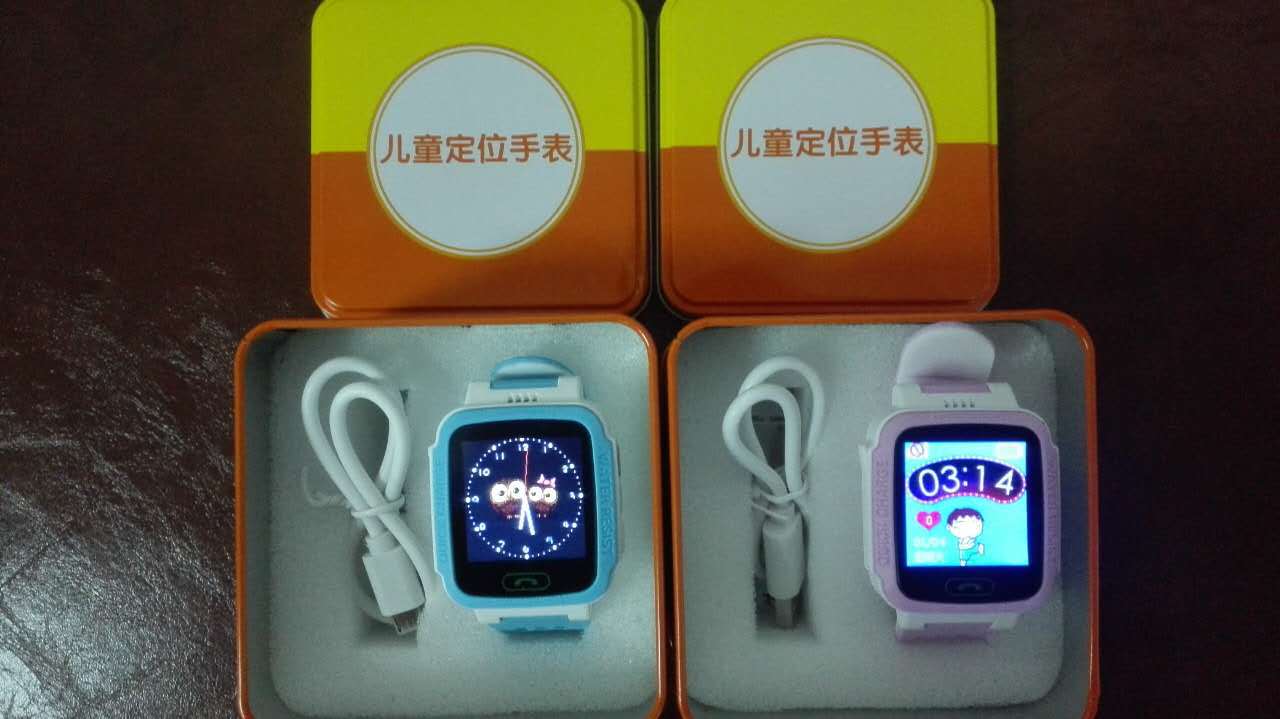 y21s儿童智能手表 1.44寸触摸可插卡定位防水带电筒拍照 多国语言