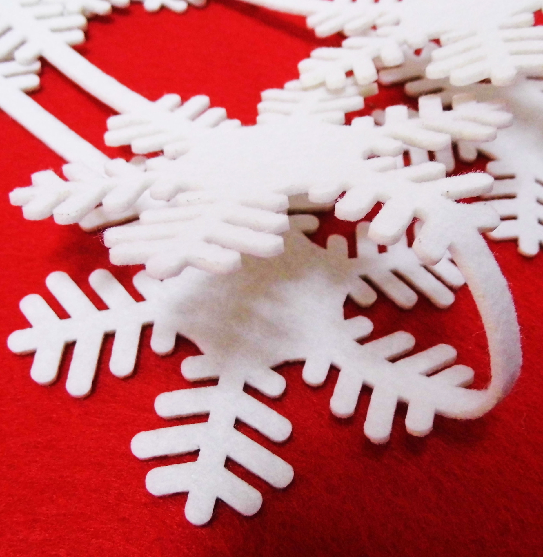 无纺布圣诞装饰美化布艺圣诞节雪花挂饰定制圣诞雪花条子定制批发