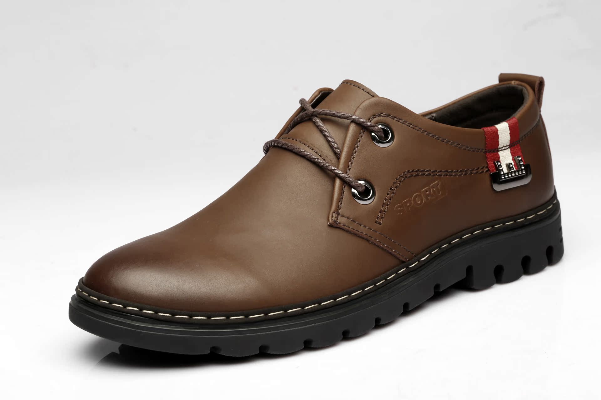 春秋新款男鞋时尚休闲鞋青春潮流男士鞋日常男式皮鞋真皮鞋男款