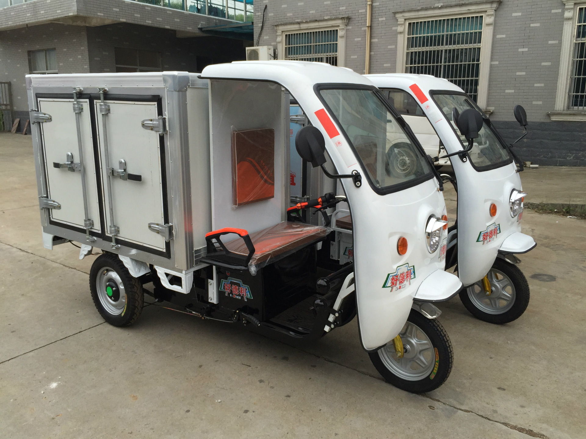 外卖保温电动三轮车蔬菜牛奶同城配送保温电动三轮车可定制扶贫