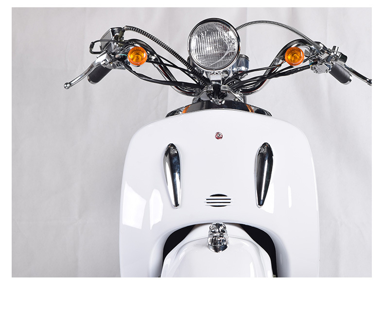 厂家直销新款明星款大龟王踏板摩托车通用燃油助力车125cc发动机