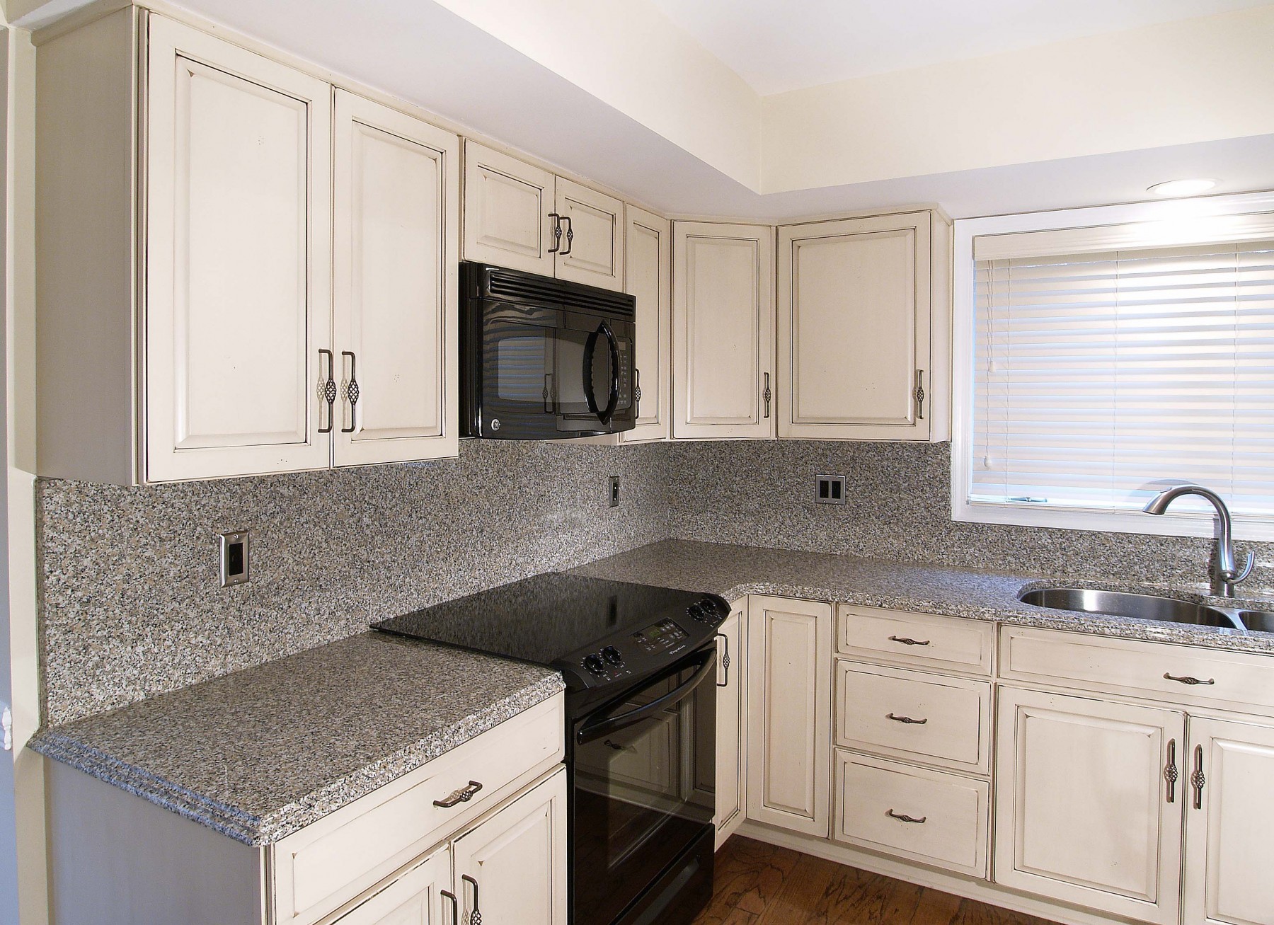 灰麻石英石厨房橱柜台面 餐厅家用操作台餐台