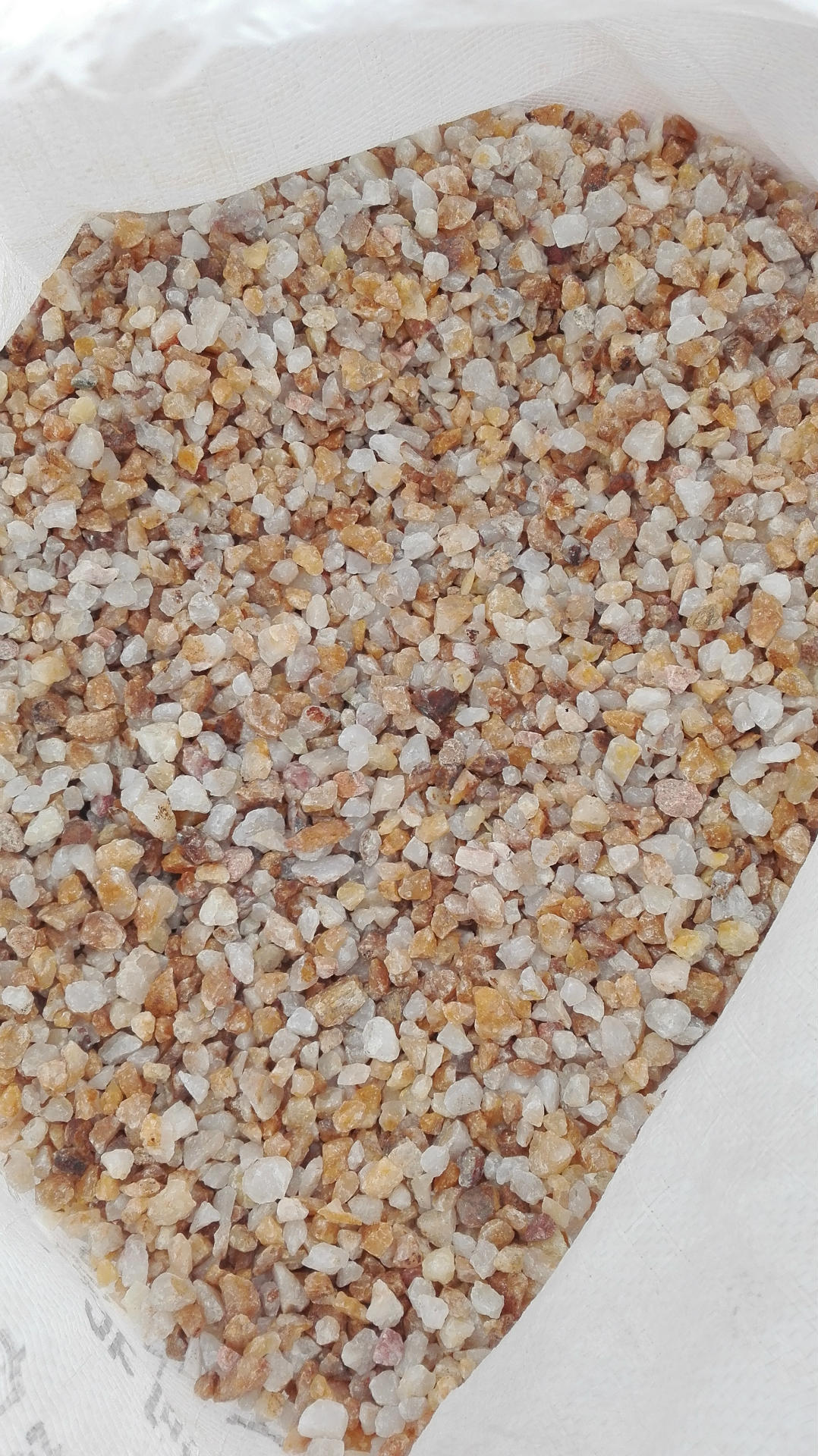 厂家直供1-200目优质黄晶砂 黄金沙 黄晶沙色泽好质感硬含硅高等