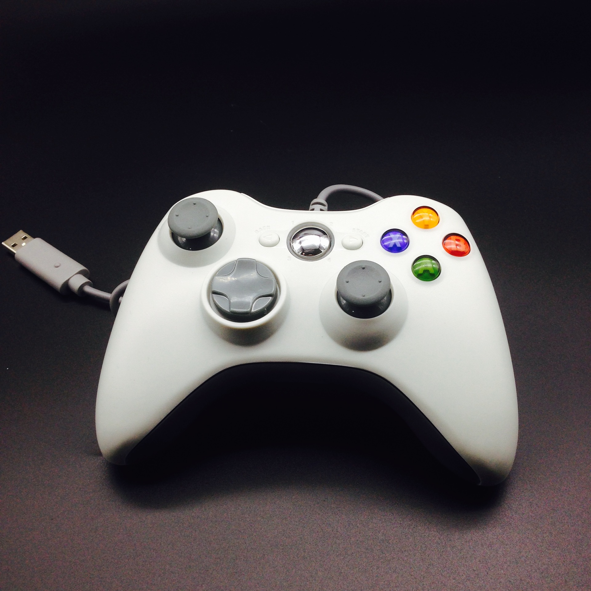 xbox360游戏手柄 xbox360有线手柄 xbox360游戏手柄 有线游戏手柄