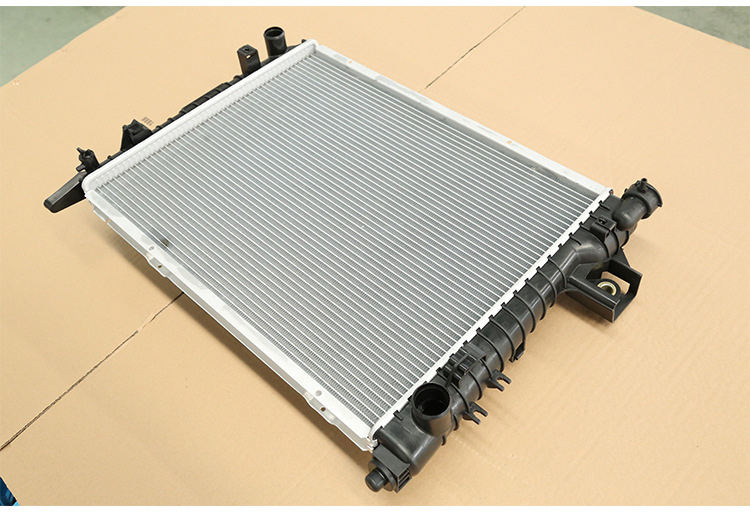 汽车散热器 水箱 适用于 中冷器 radiator 道奇dodge ram 02-10