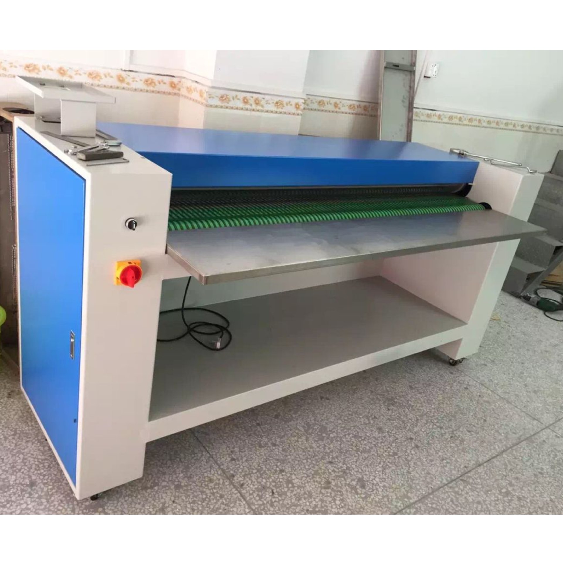 8米自动电脑立式量皮机 量革机