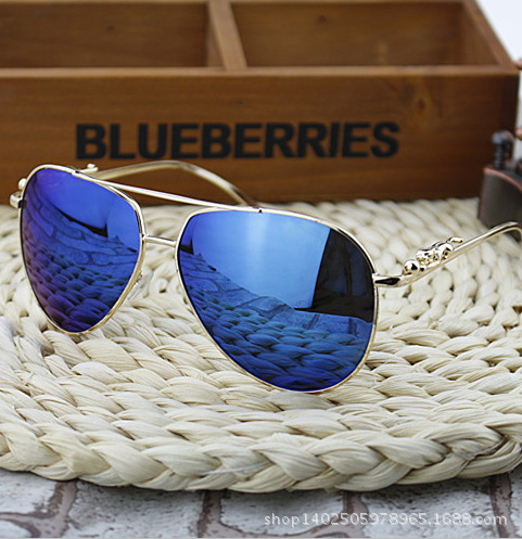 新款爆款豹子头3121金属**太阳镜遮阳镜开车眼镜厂家批发