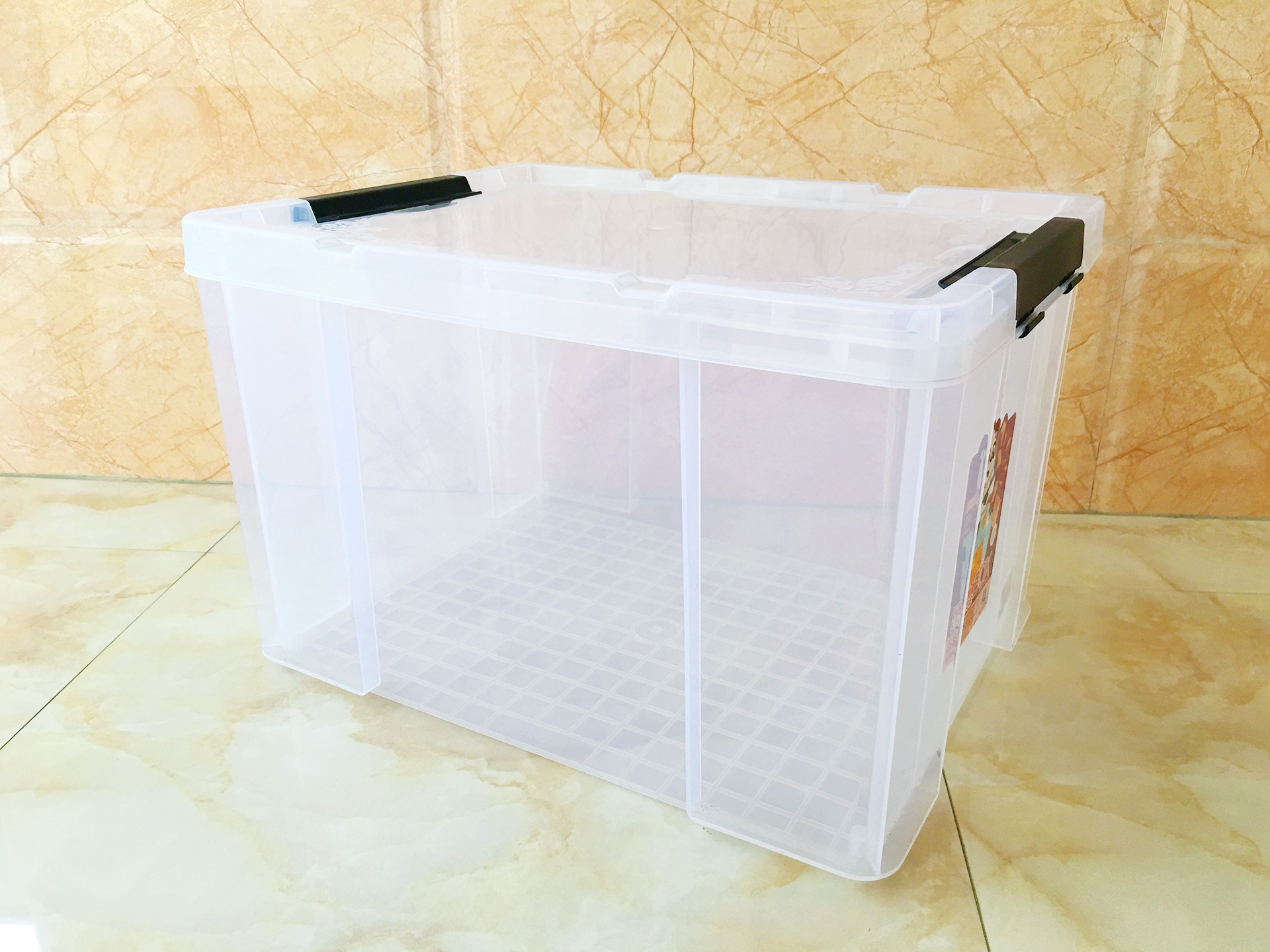 厂家直销家用彩色塑料储物箱家居收纳塑料透明衣服整理收纳箱