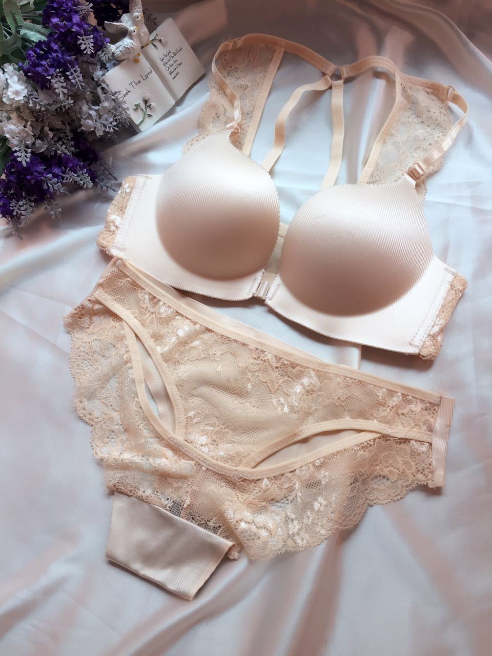 880# 天猫爆款无痕蕾丝性感美背浅蓝内衣套装