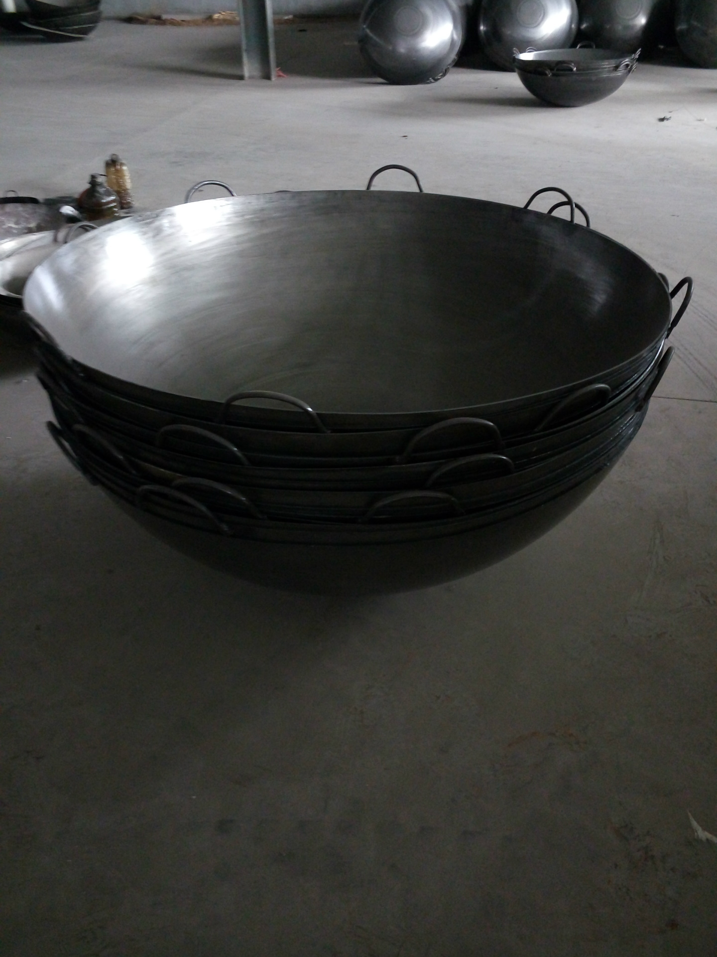 4米4个厚 双耳大铁锅 羊肉汤牛肉汤锅 钢板锅饭店.