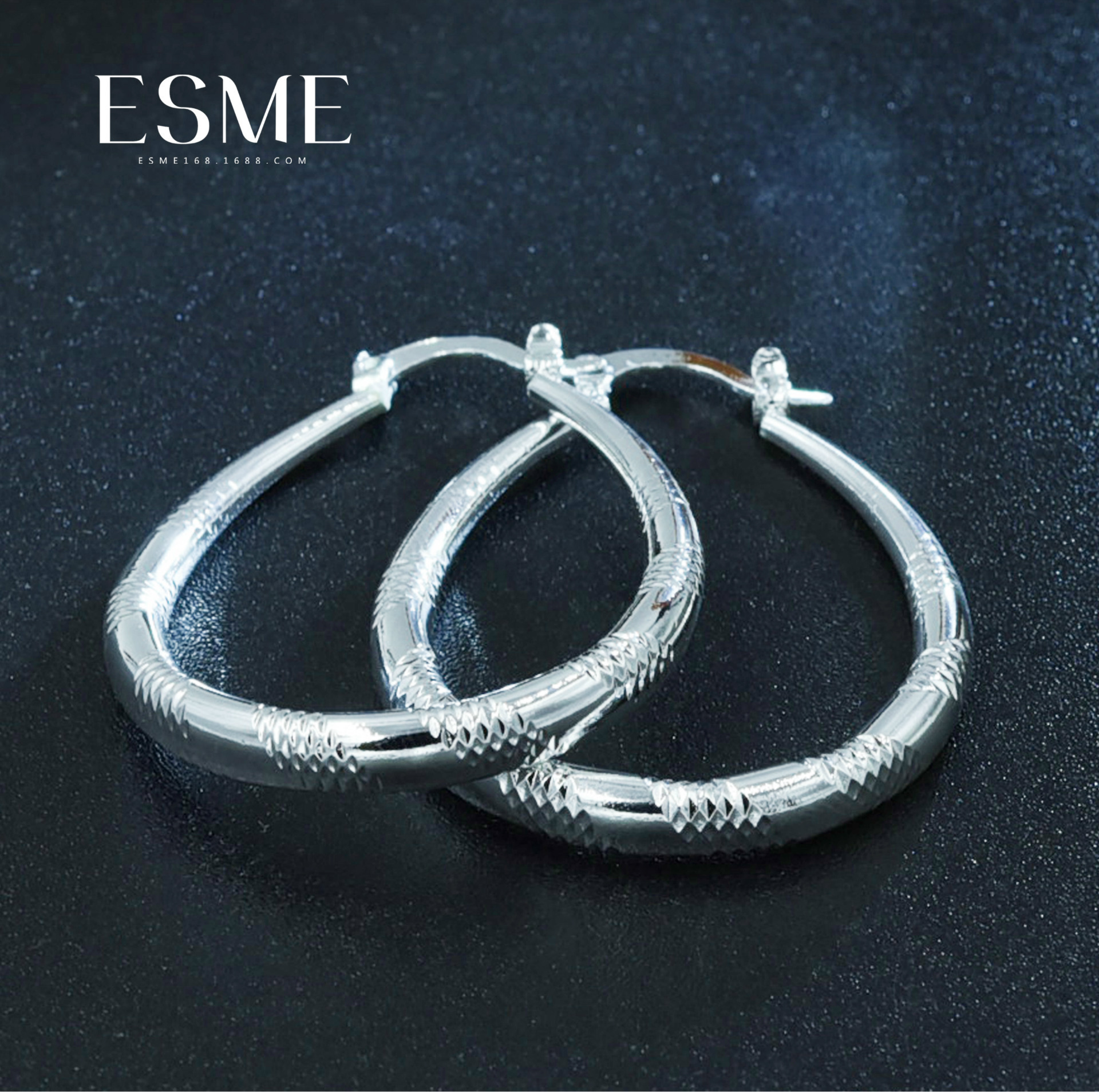 925镀银首饰批发电镀银饰复古小u形螺旋波纹耳环外贸热销时尚经典