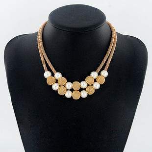 金属镂空珍珠项链