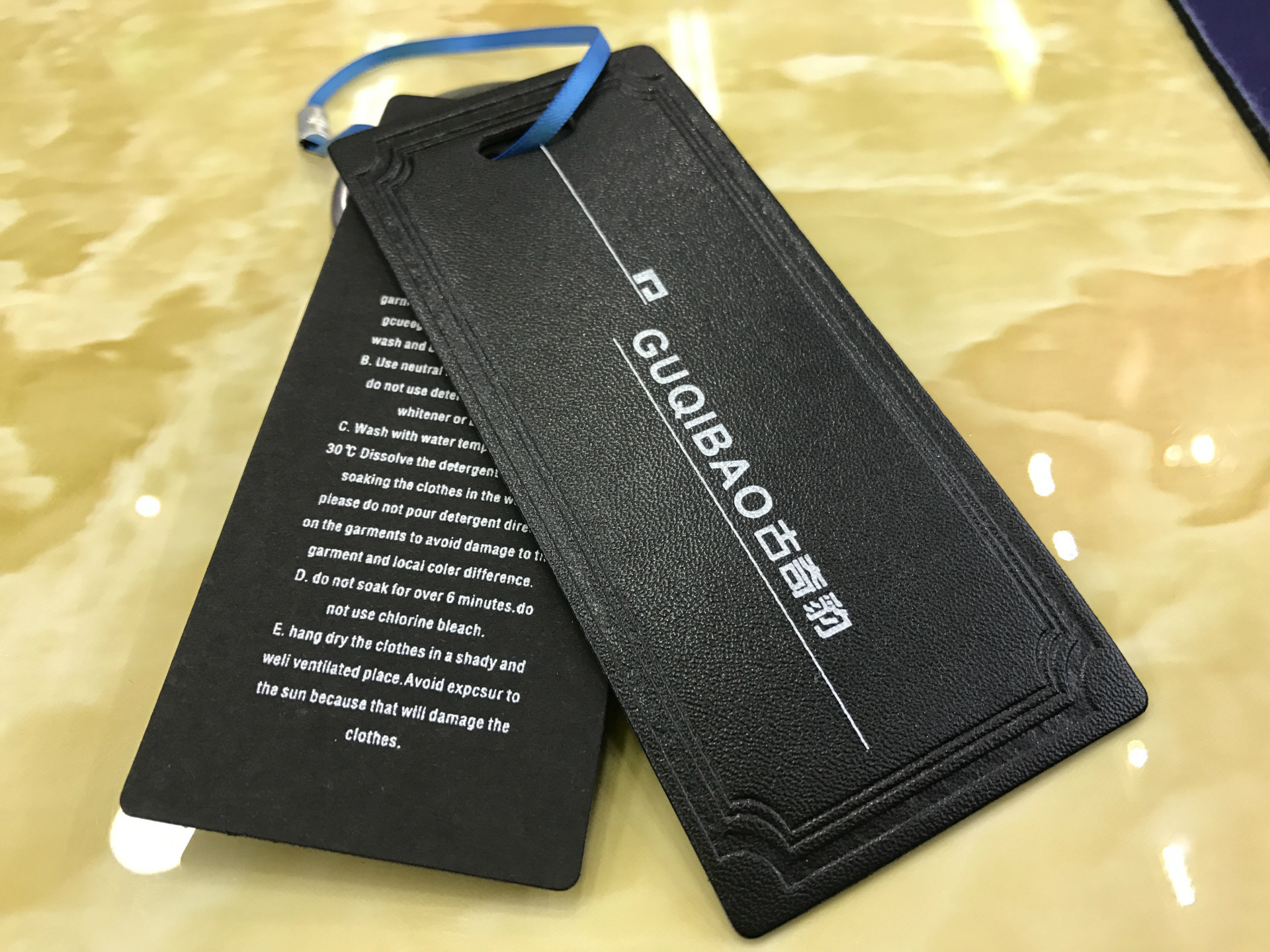 厂家直供皮标签pu皮挂牌 各类高档服装吊牌 内衣吊牌 吊牌定做