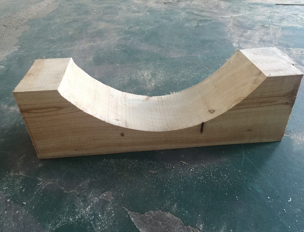 澎湃厂家定做大型仓储垫木定制加工木质挖槽卡板木栈板