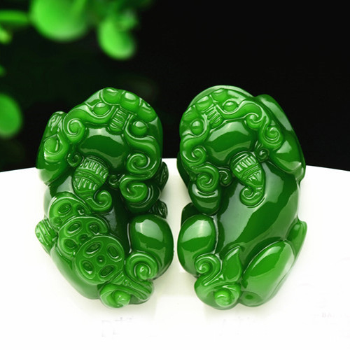 新疆和田碧玉招财纳福貔貅吊坠男女款昆仑玉碧玉菠菜绿男女款皮休