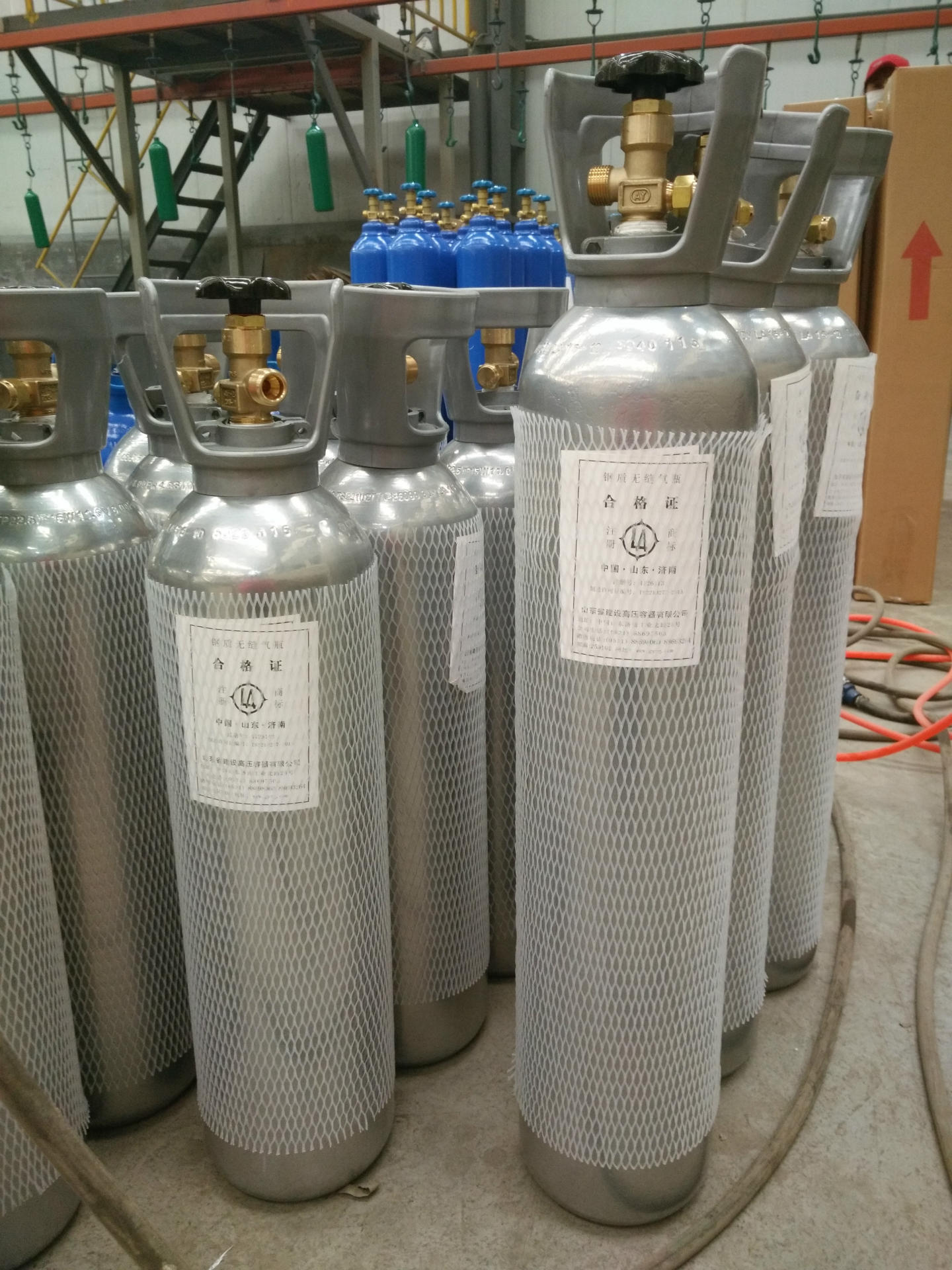 【山东建设】8升二氧化碳瓶价格 可乐机设备 8升co2气瓶规格