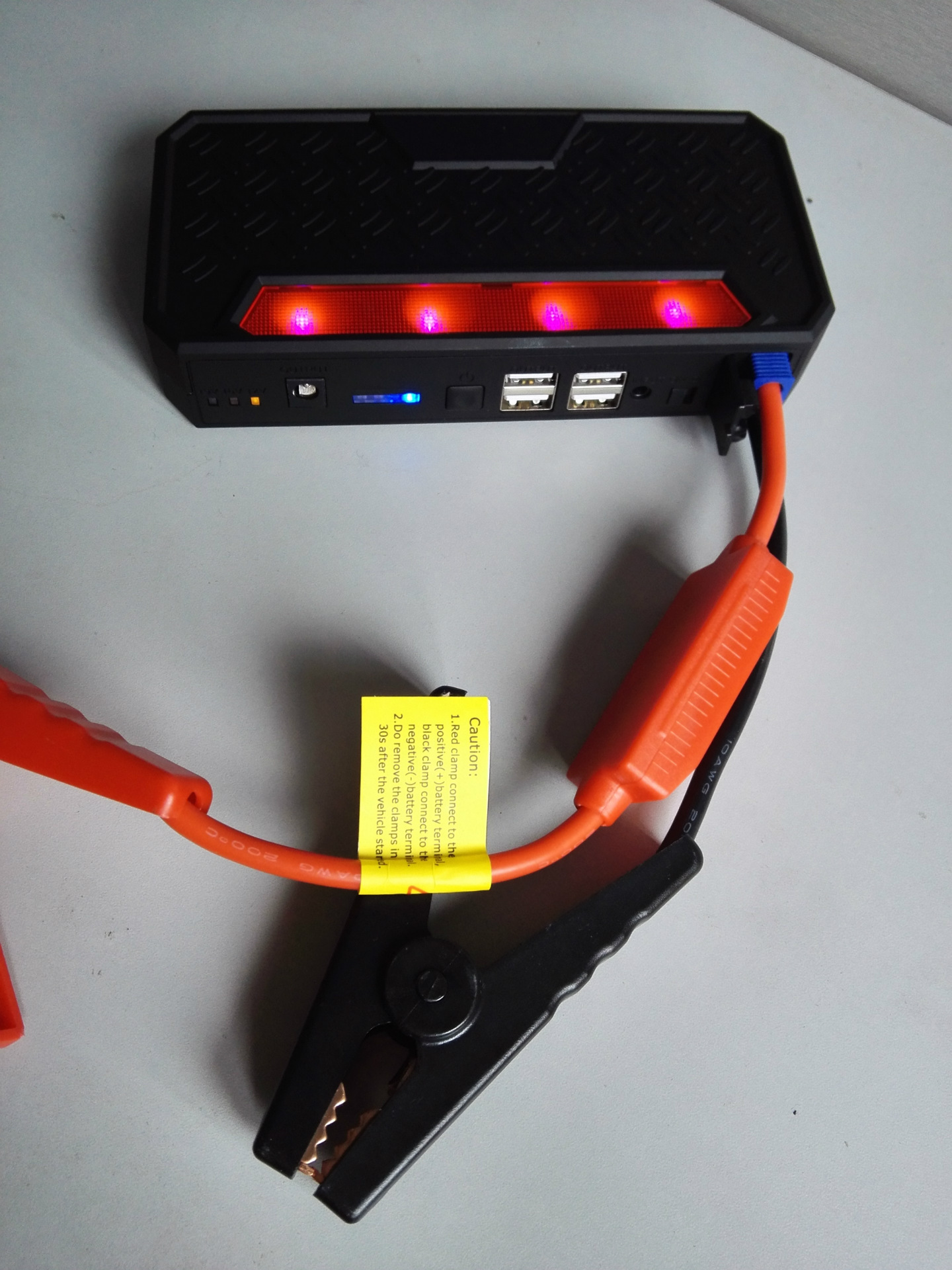 汽车应急启动电源 12v车载移动电源 4u大功率车用充电宝