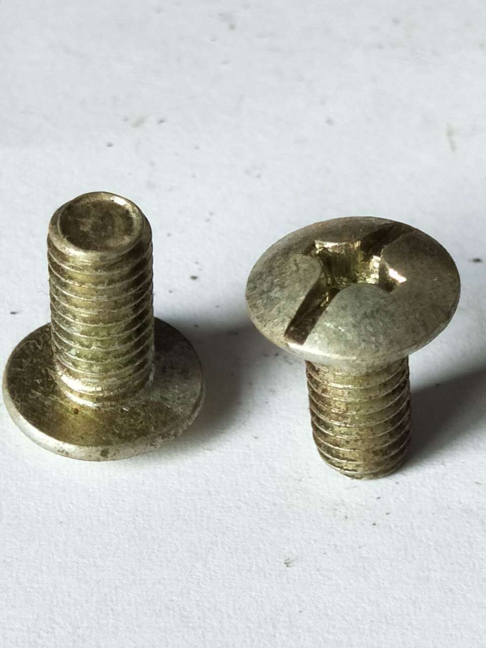 半沉头一字机钉螺丝镀铜m5*8 m5*9