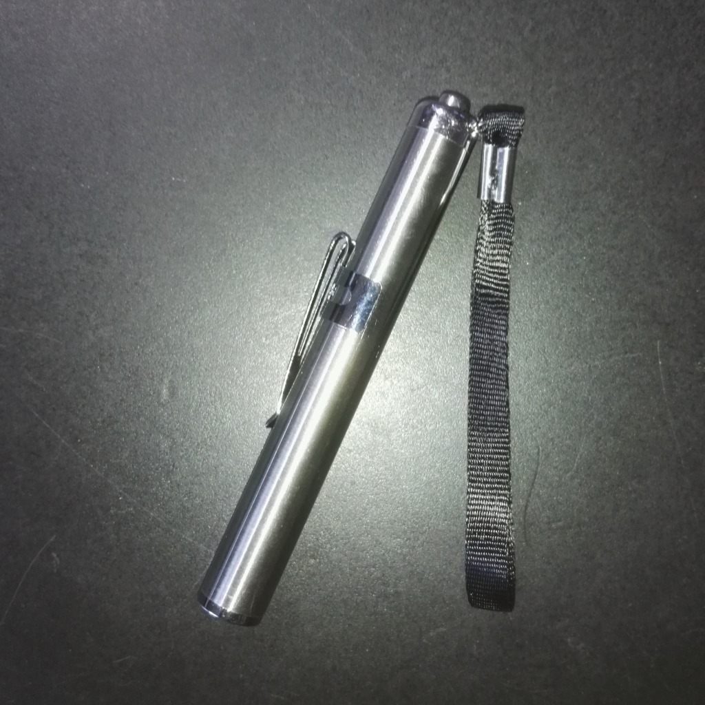 365nm白光q5强光荧光剂检测笔验钞笔验钞器新币检测笔荧光灯电筒