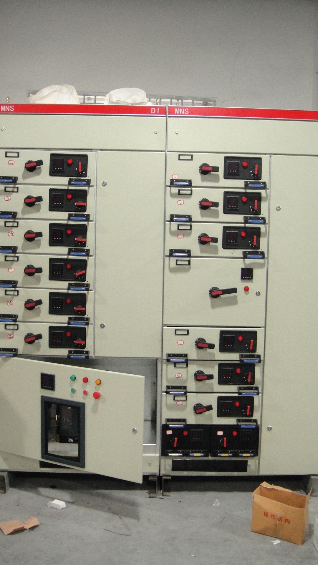 厂家直销工厂抽屉式低压开关柜品牌开关成套配电柜批发