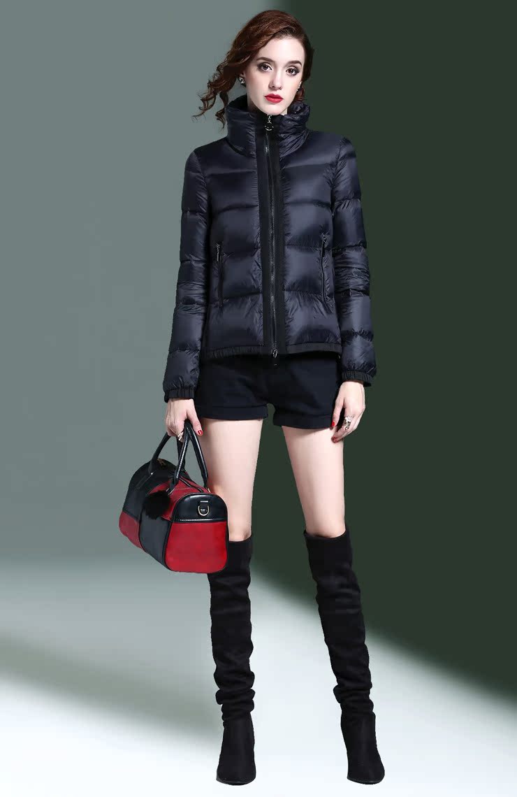 2016秋冬新款轻薄款羽绒服 女士短款大码纯色羽绒外套女装